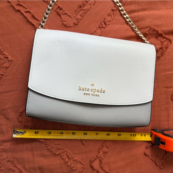 kate spade new york Carson Saffiano Leather Convertible Crossbody Gray White - Picture 2 of 7
